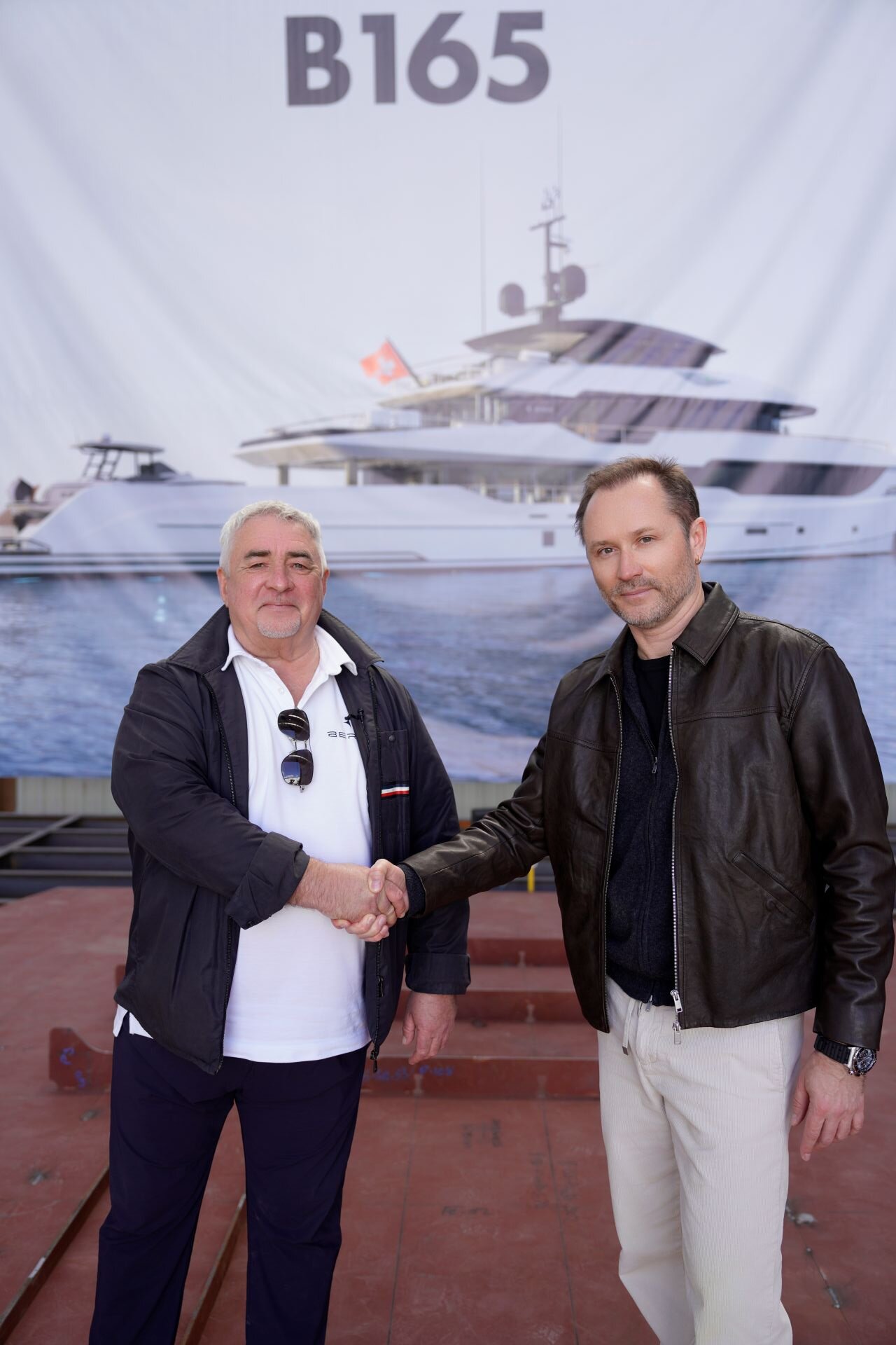 Строительство суперяхты Bering 165 началось с церемонии закладки киля