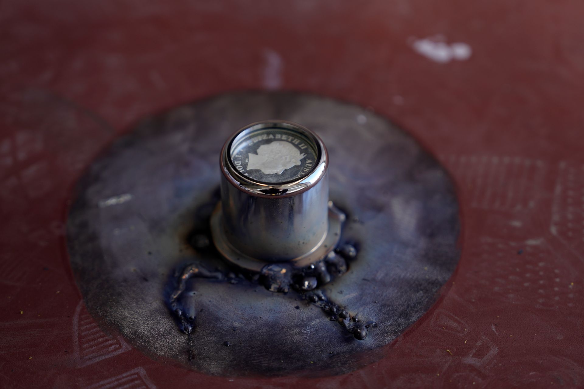 Строительство суперяхты Bering 165 началось с церемонии закладки киля