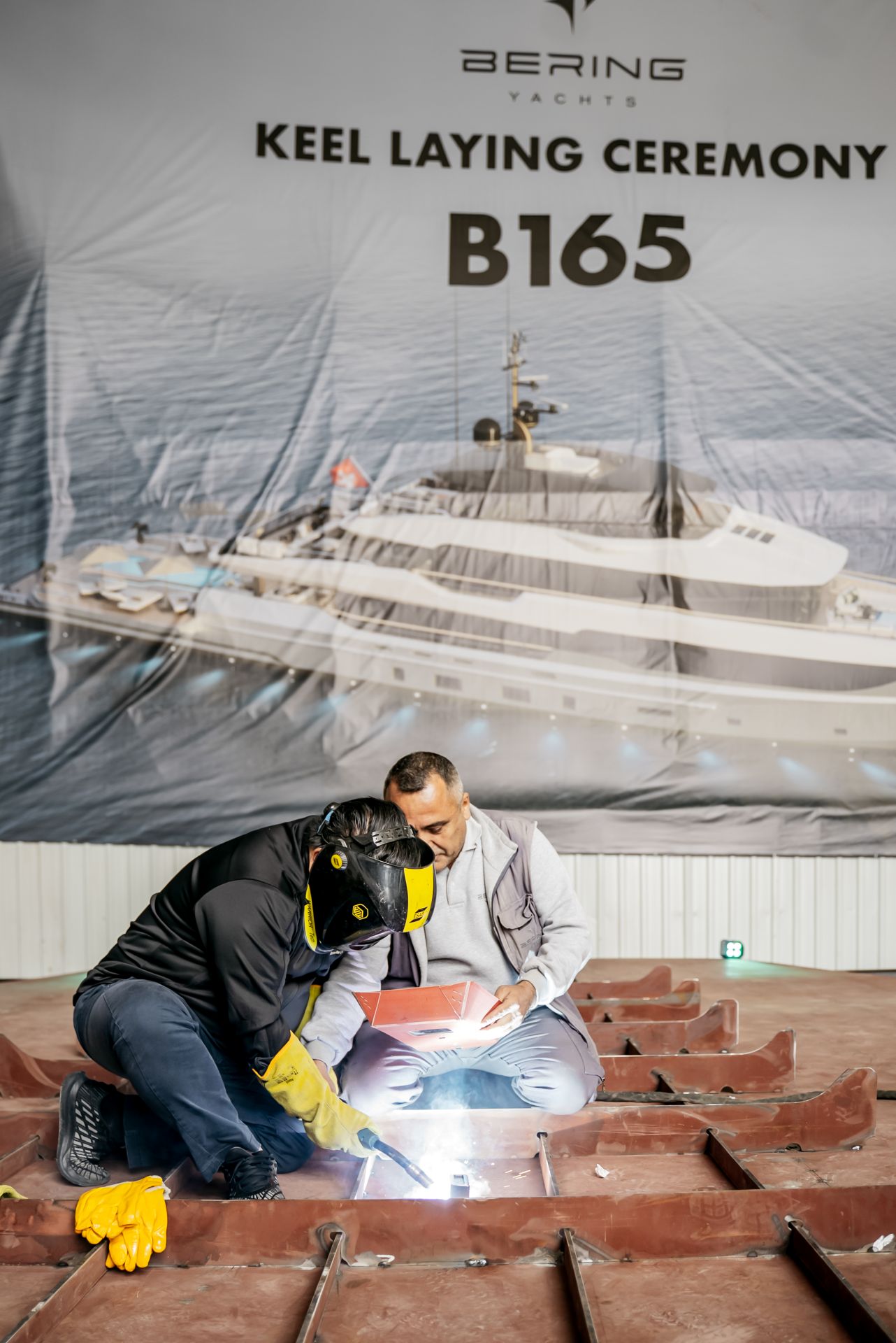 Заложен киль второго корпуса флагманской Bering 165